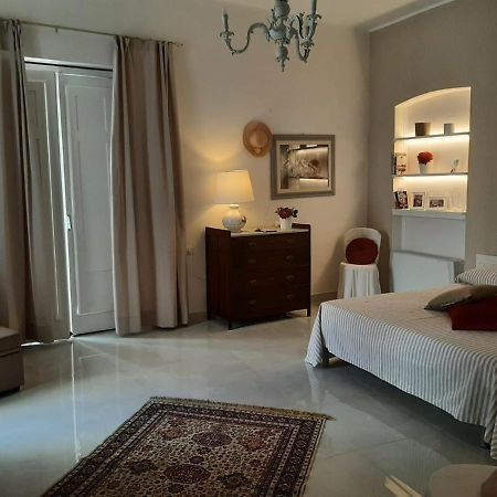 La Vie En Rose - Casa Vacanze Diamante Buitenkant foto
